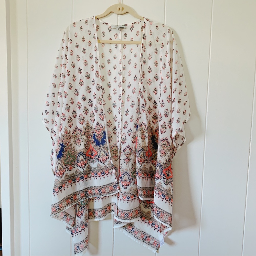 Flowy cover up